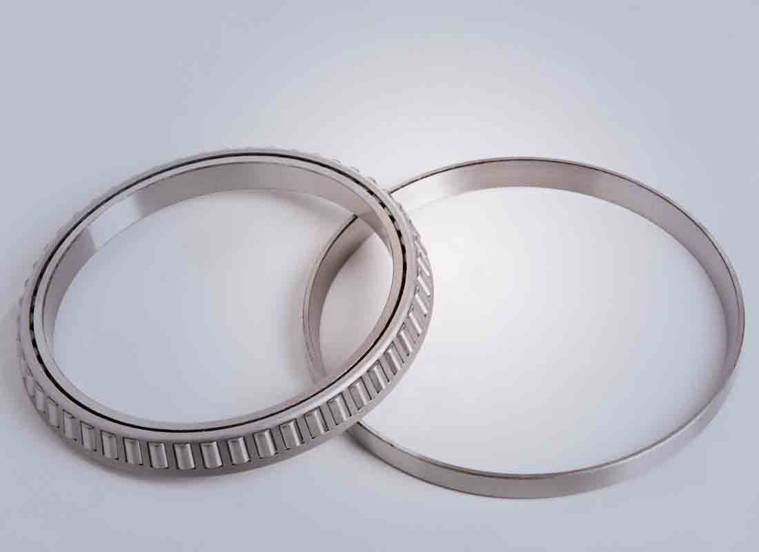 7類圓錐滾子軸承(cheng)-32314B(7614B)-70×150×54-鷹牌軸承